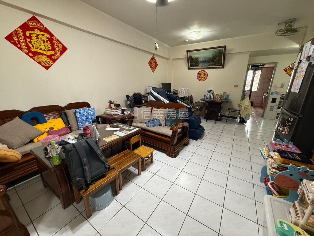 大里塗城商圈低總價三房房屋室內格局與周邊環境