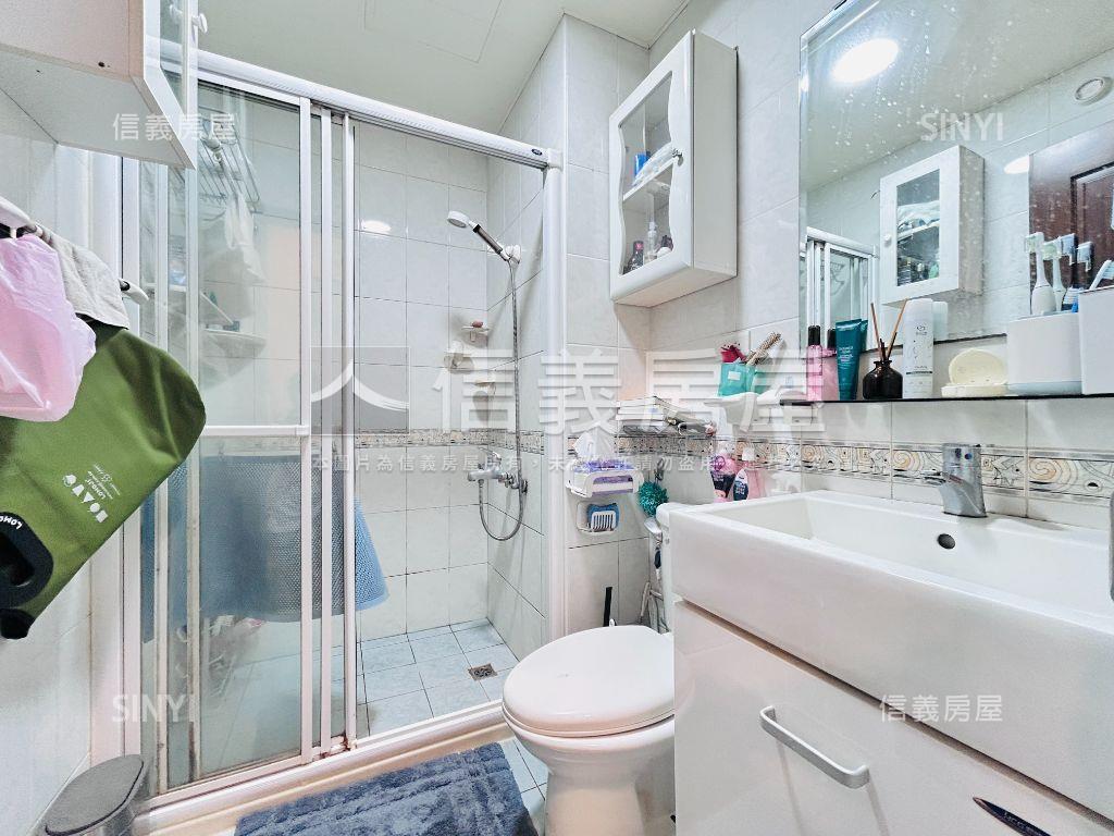 藝文御賞雙主臥大四房車位房屋室內格局與周邊環境