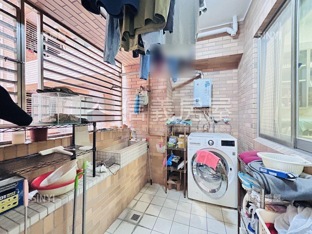 藝文御賞雙主臥大四房車位房屋室內格局與周邊環境