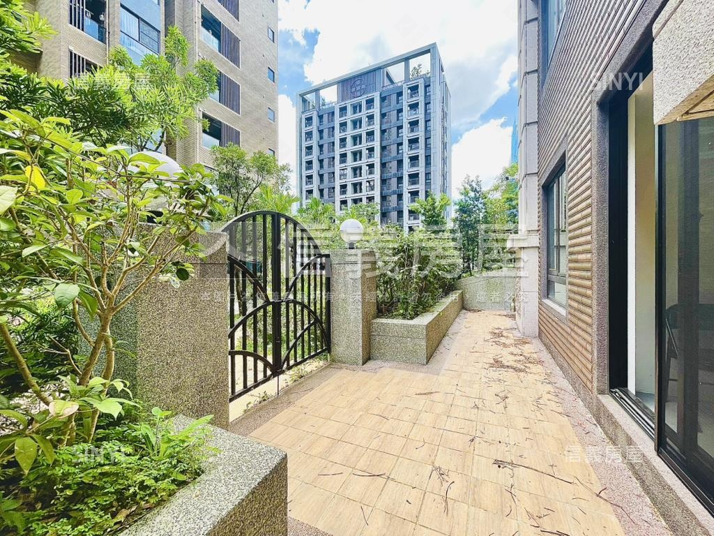鳳鳴車站旁新房子房屋室內格局與周邊環境