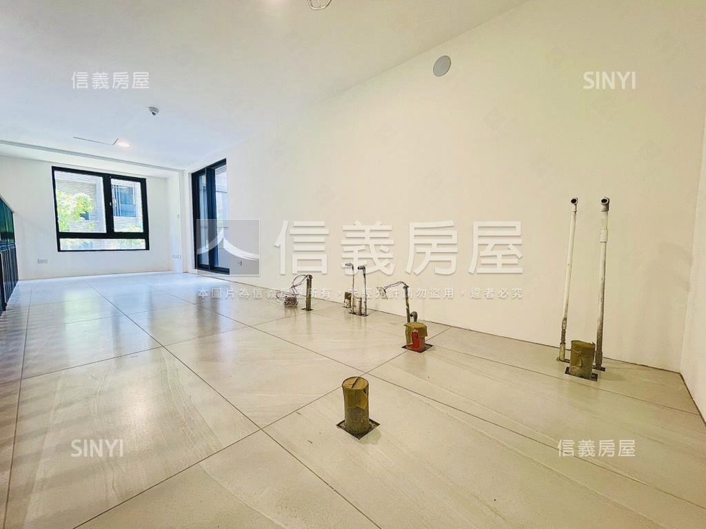 鳳鳴車站旁新房子房屋室內格局與周邊環境