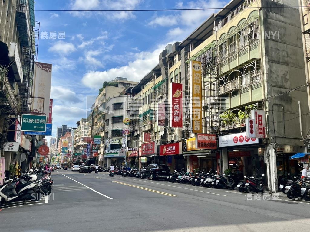 都會寓邸•財聚八方房屋室內格局與周邊環境