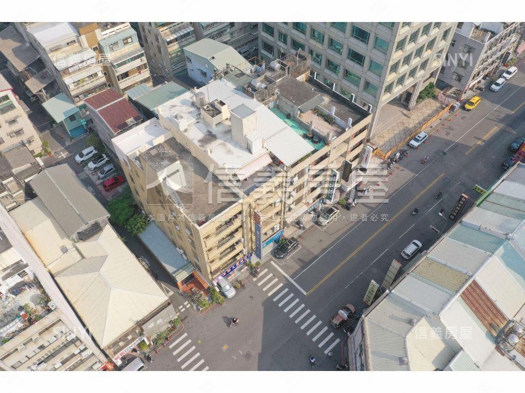 正中華路面寬約７米大透店房屋室內格局與周邊環境