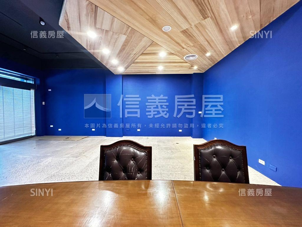 正中華路面寬約７米大透店房屋室內格局與周邊環境