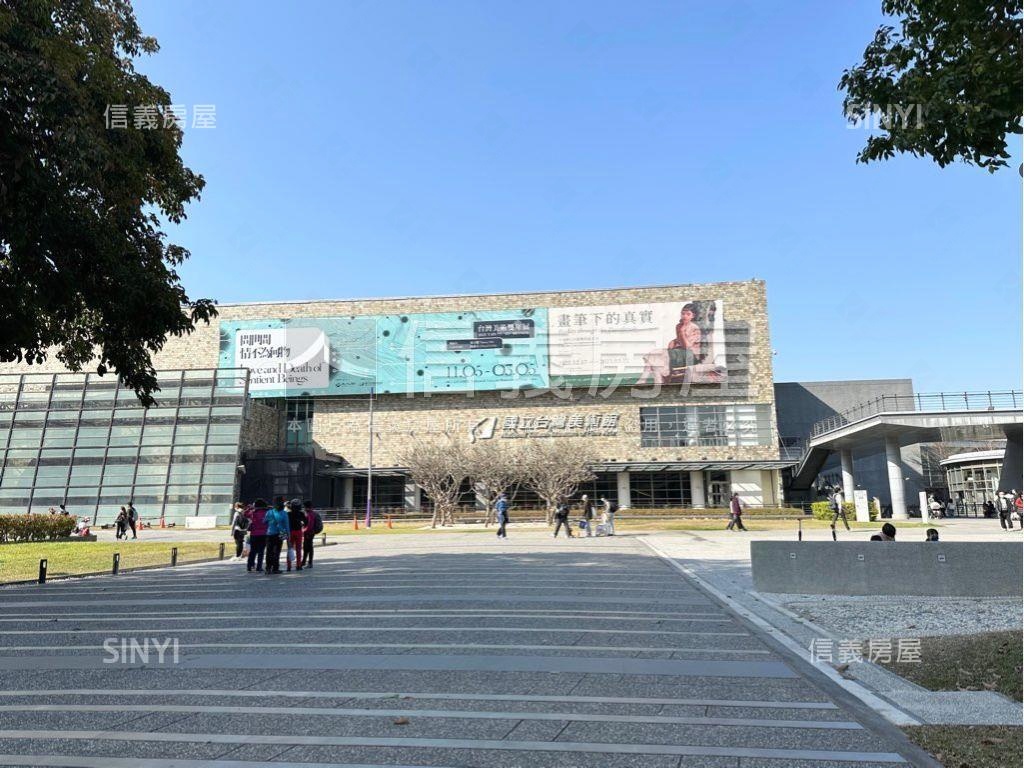正中華路面寬約７米大透店房屋室內格局與周邊環境