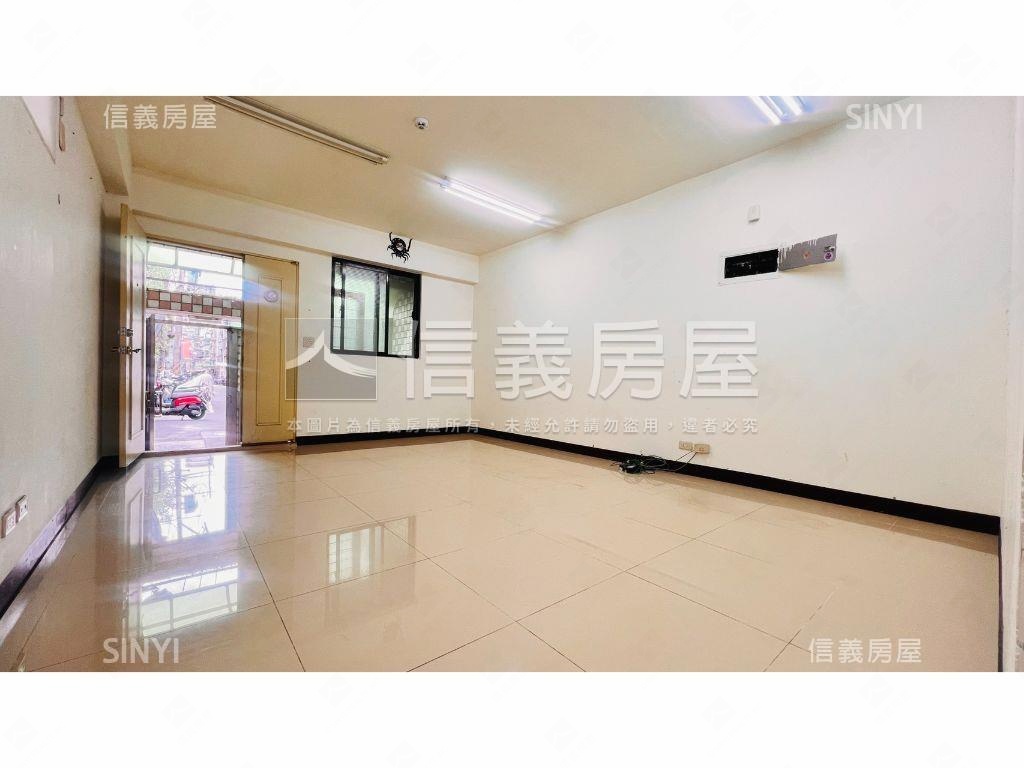 捷運邊間一樓大空間房屋室內格局與周邊環境