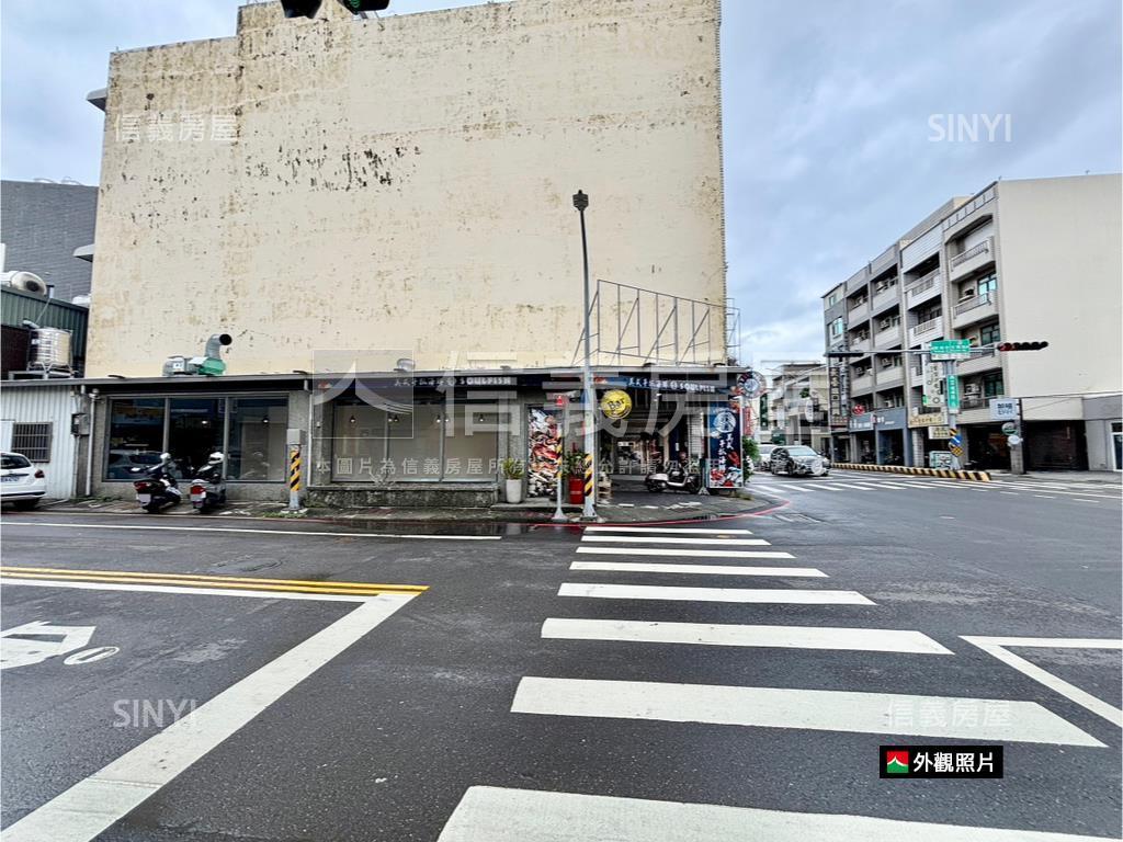健康路醒目三角窗店面房屋室內格局與周邊環境