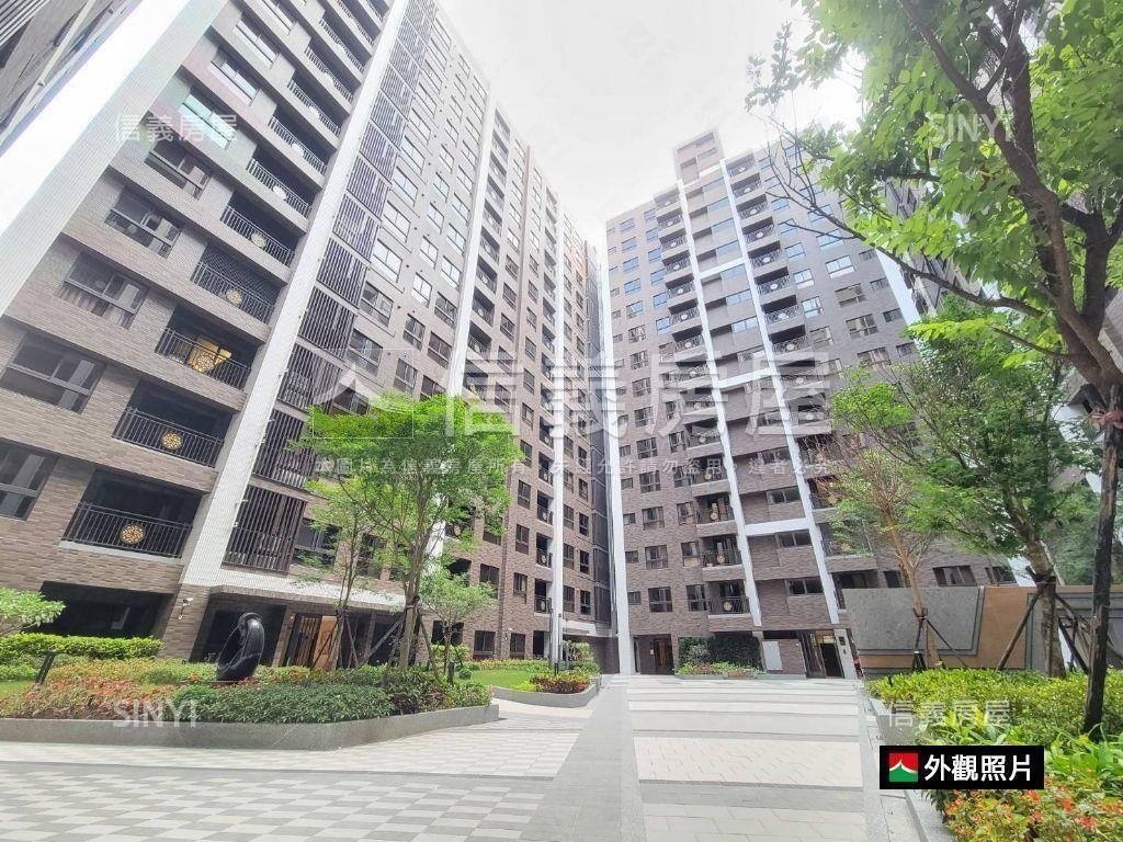 鴻廣新Ａ７兩房車位房屋室內格局與周邊環境