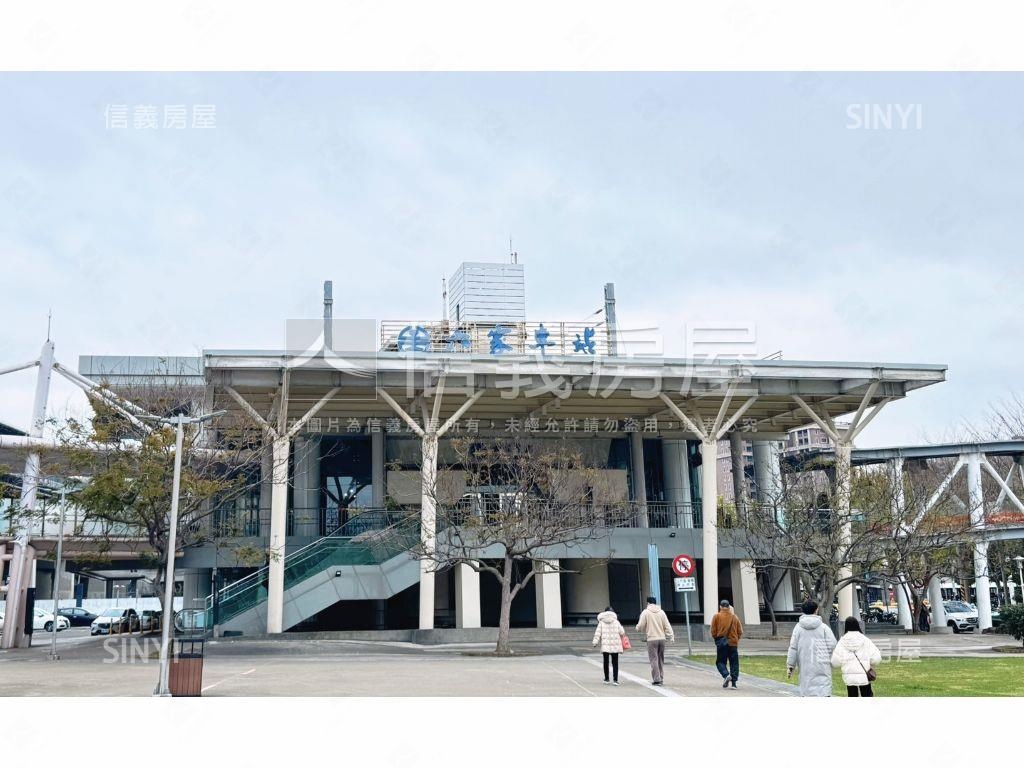 高鐵區大三房＋平車房屋室內格局與周邊環境