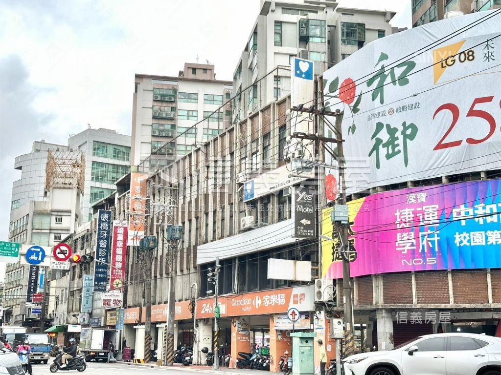員山路～透天金店面房屋室內格局與周邊環境