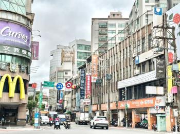 員山路～透天金店面