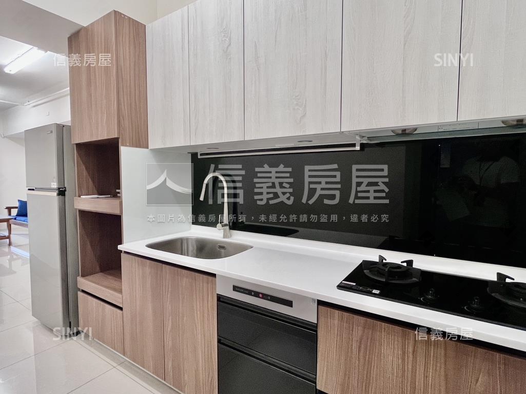 捷世匯帝王戶三房平車房屋室內格局與周邊環境