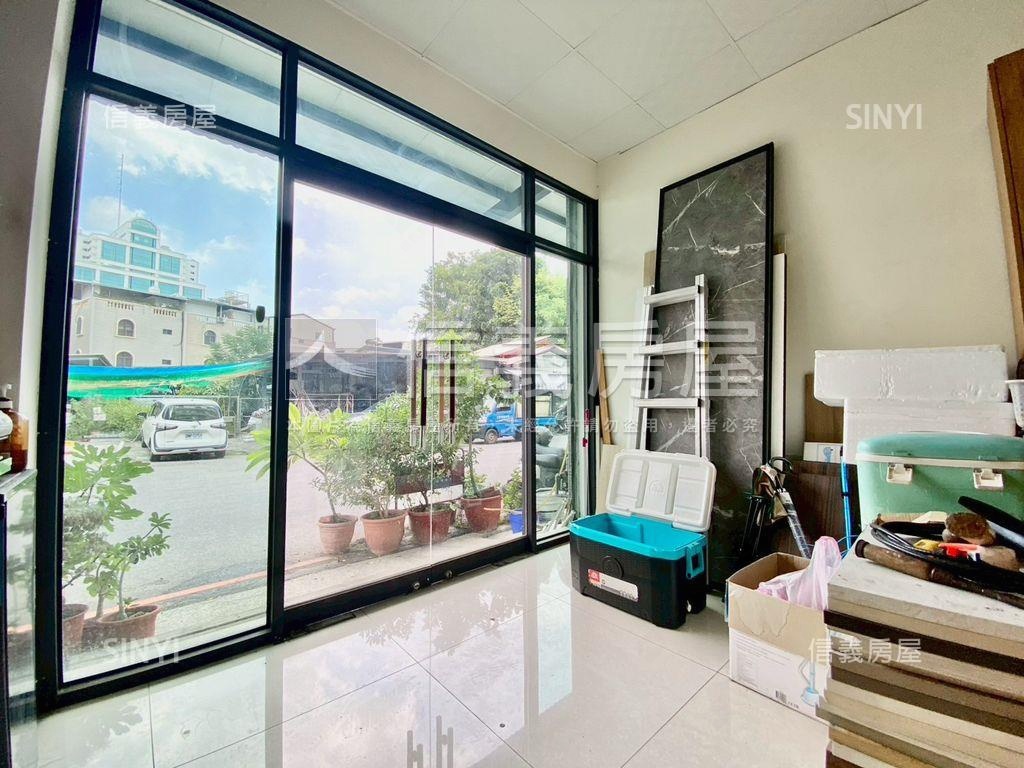 中華二路整新角窗宿舍房屋室內格局與周邊環境