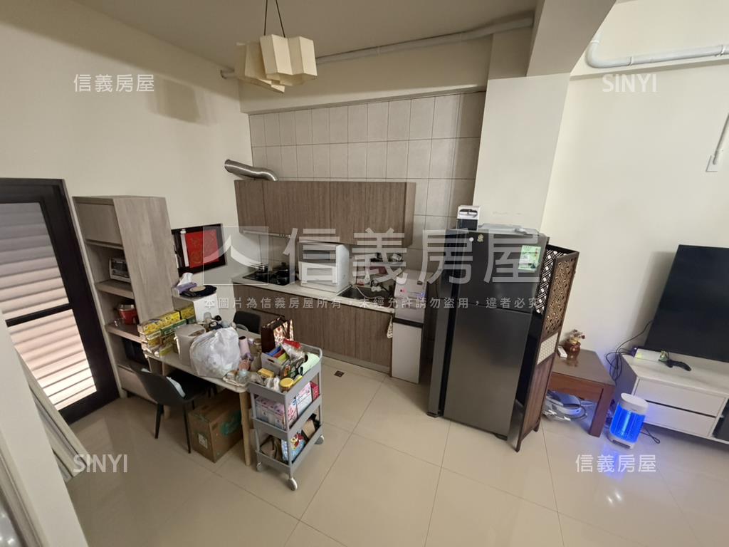 近花壇車站臨路美墅房屋室內格局與周邊環境