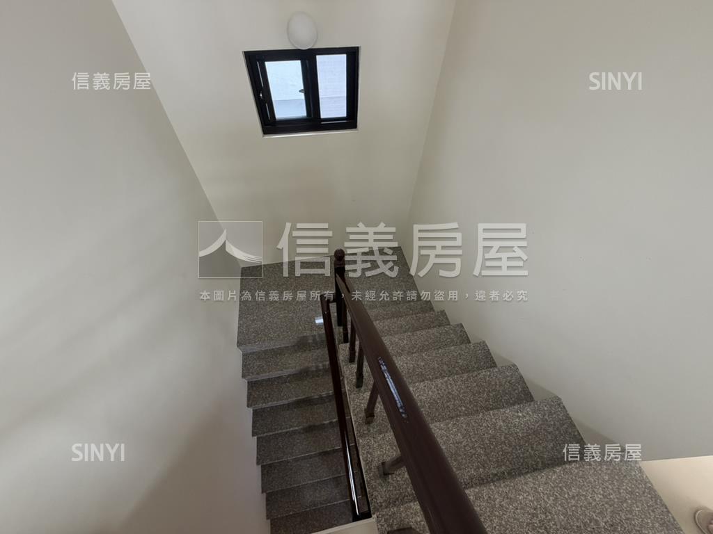 近花壇車站臨路美墅房屋室內格局與周邊環境