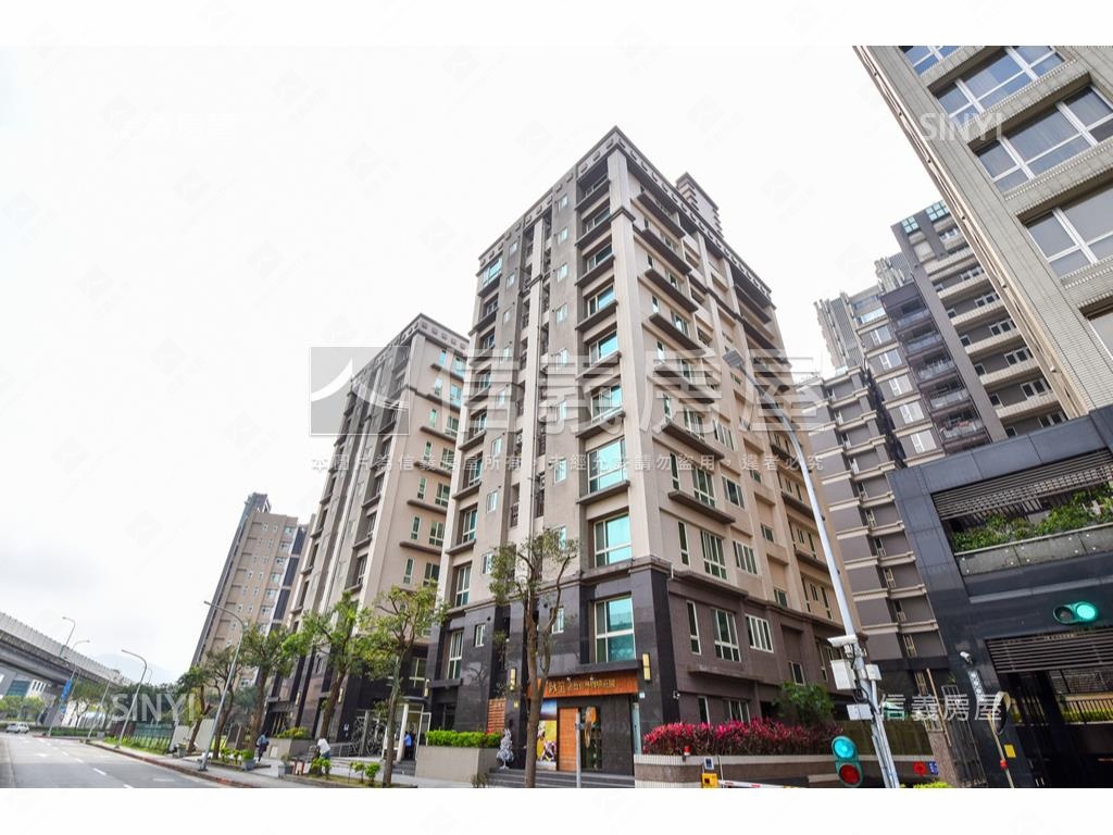 獨家＞經貿園區２房車位房屋室內格局與周邊環境