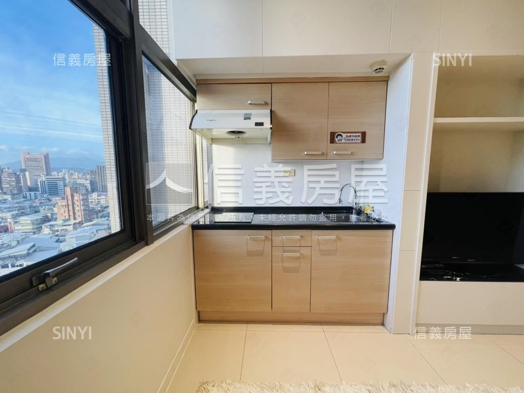 信義星座後棟戀戀美宅房屋室內格局與周邊環境