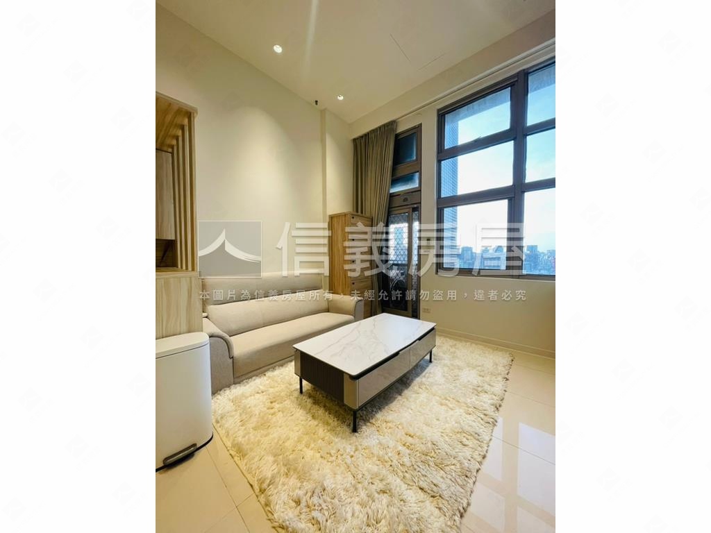 信義星座後棟戀戀美宅房屋室內格局與周邊環境