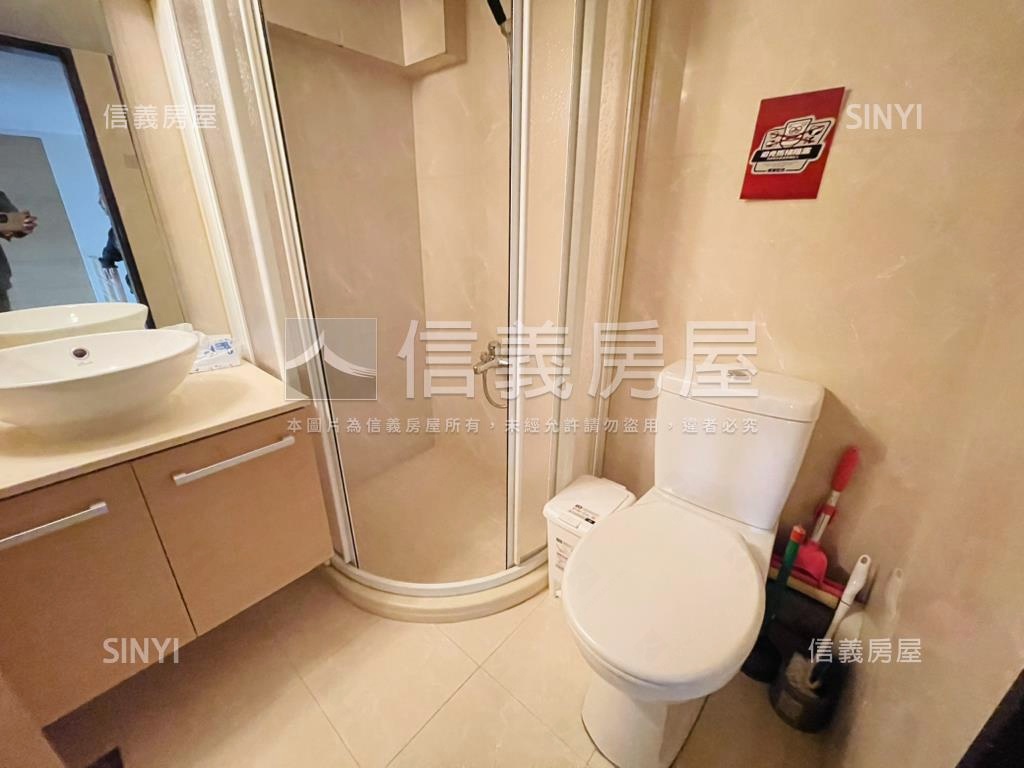 信義星座後棟戀戀美宅房屋室內格局與周邊環境