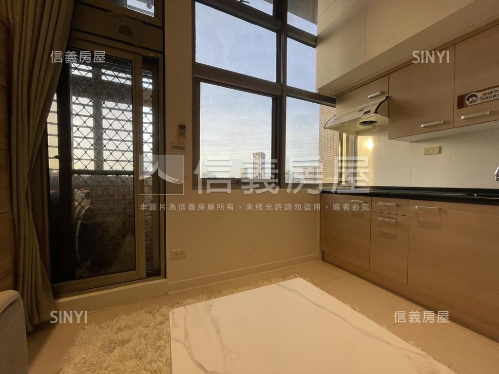 信義星座後棟戀戀美宅房屋室內格局與周邊環境