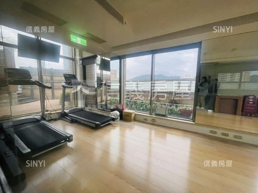 信義星座後棟戀戀美宅房屋室內格局與周邊環境