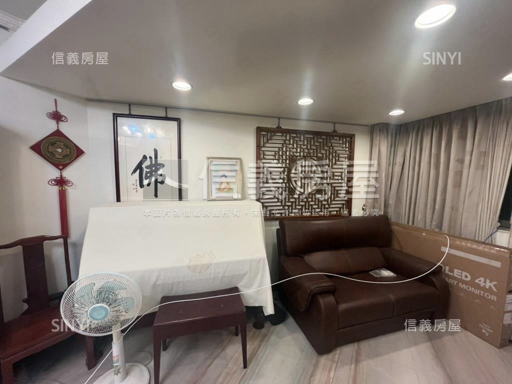 中山北路七段裝潢四房美廈房屋室內格局與周邊環境