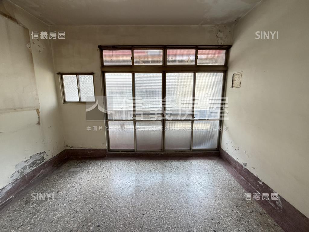 中正商圈寧靜透天房屋室內格局與周邊環境