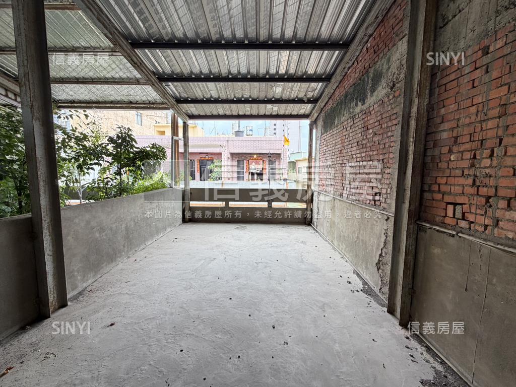 中正商圈寧靜透天房屋室內格局與周邊環境