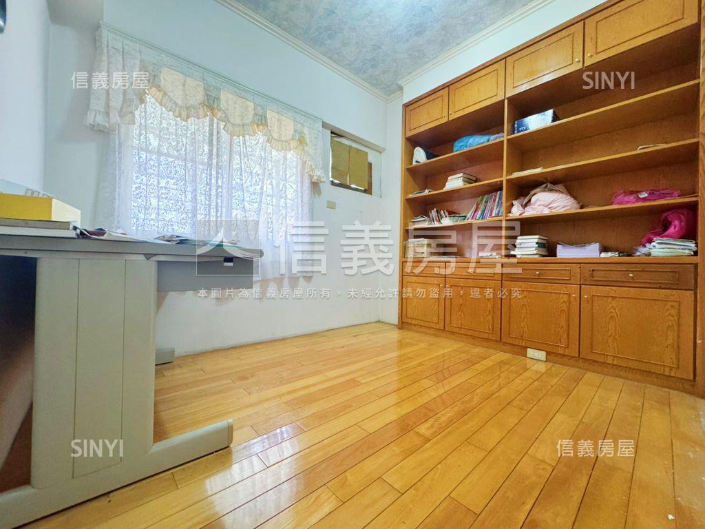 宏盛．方正電梯三房房屋室內格局與周邊環境