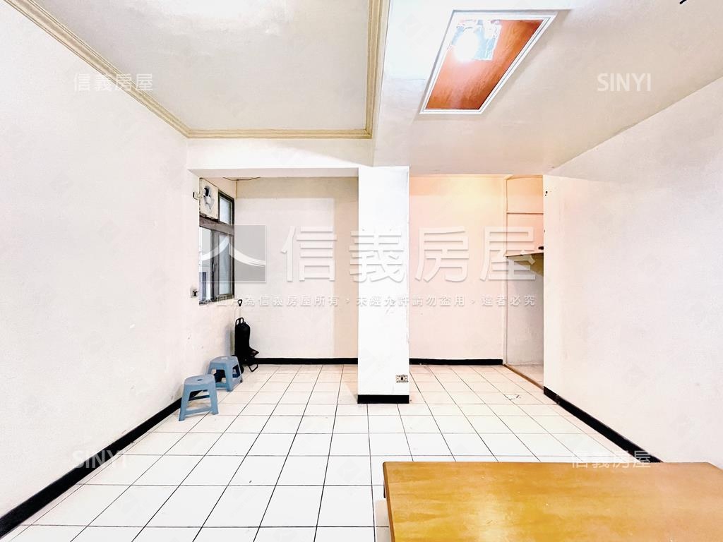 中正公寓四房三樓房屋室內格局與周邊環境