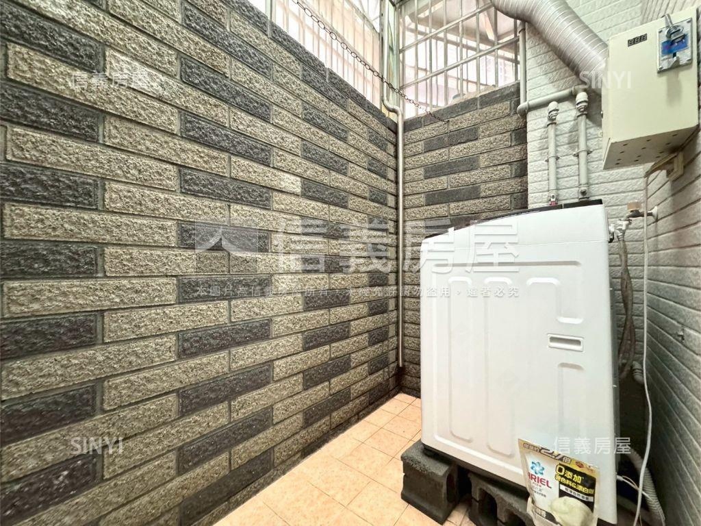土庫稀有釋出社區型透天房屋室內格局與周邊環境
