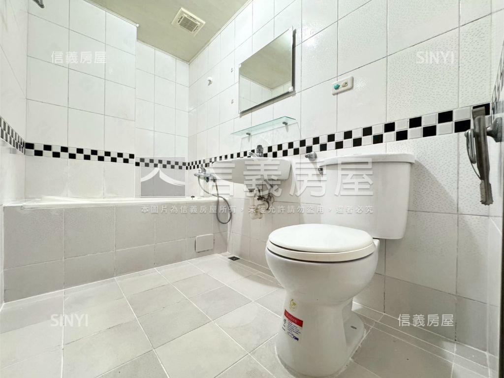土庫稀有釋出社區型透天房屋室內格局與周邊環境