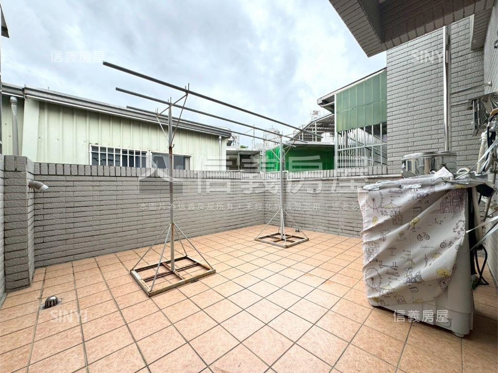 土庫稀有釋出社區型透天房屋室內格局與周邊環境