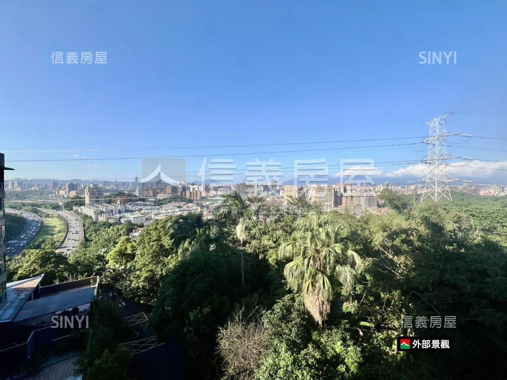 伯爵花園三房車位房屋室內格局與周邊環境