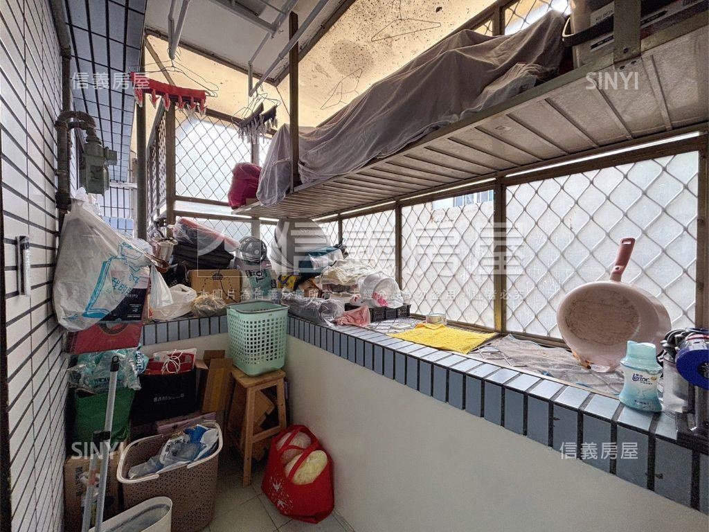 台北愛家３房平面車位房屋室內格局與周邊環境