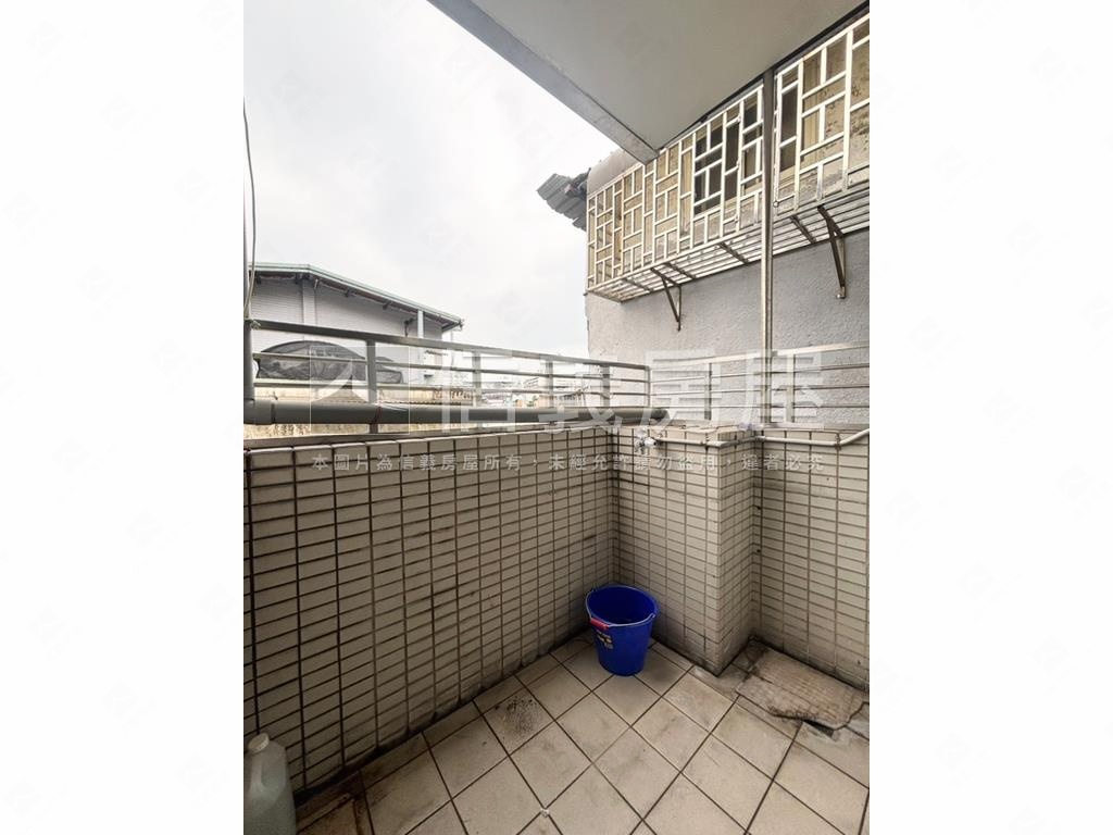 南京捷運電梯華廈房屋室內格局與周邊環境