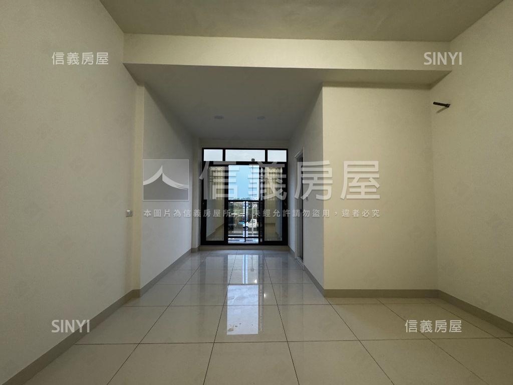 前後臨路美景整新車墅房屋室內格局與周邊環境