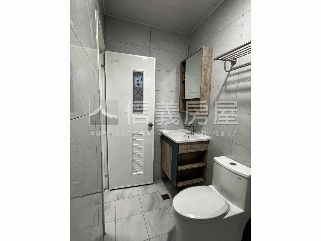 前後臨路美景整新車墅房屋室內格局與周邊環境