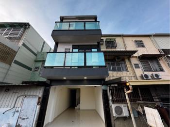 前後臨路美景整新車墅