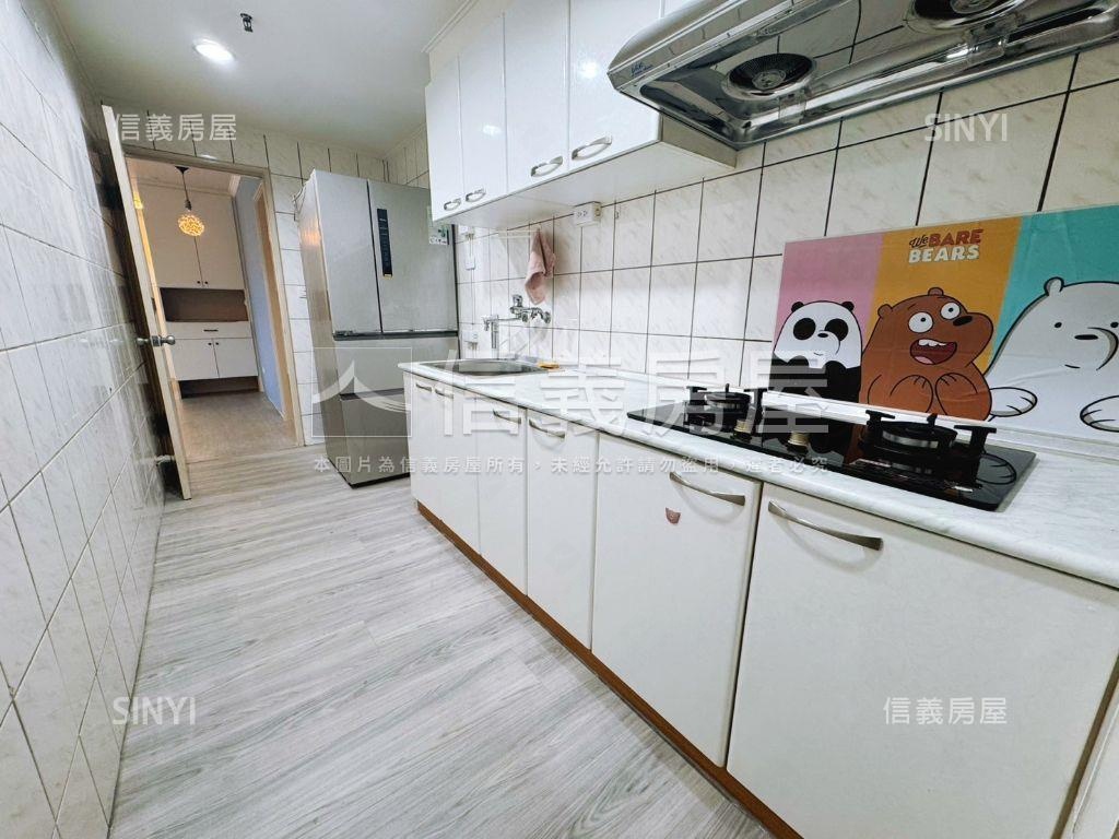 極品裝潢高樓層四房車位房屋室內格局與周邊環境