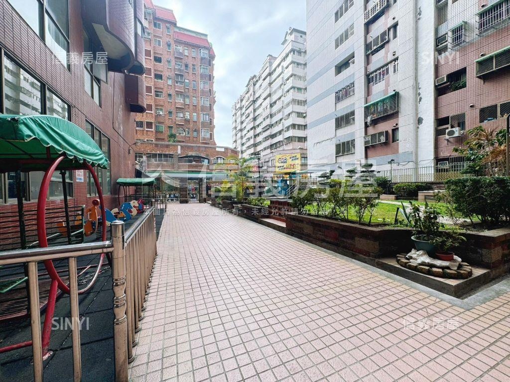 極品裝潢高樓層四房車位房屋室內格局與周邊環境