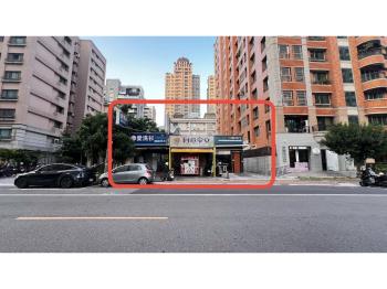 美術館方正大面寬店面