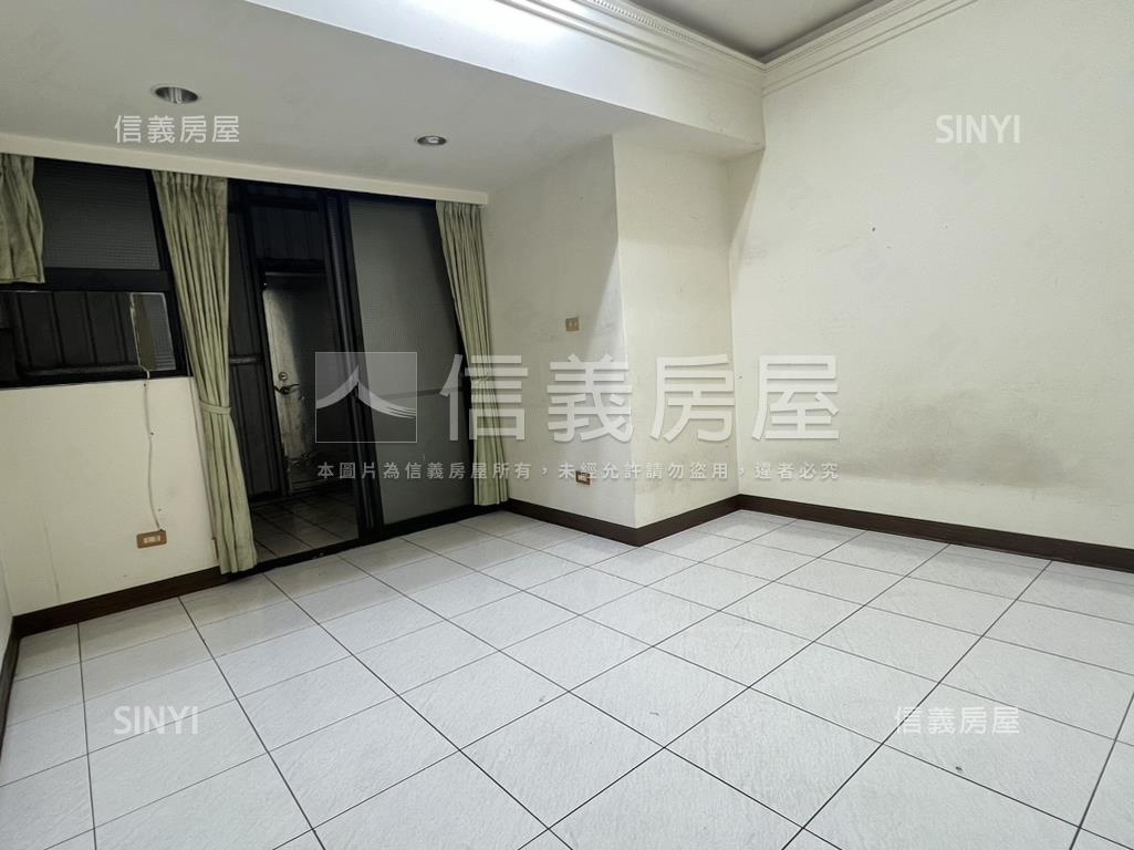 華谷麗園三民街店面房屋室內格局與周邊環境