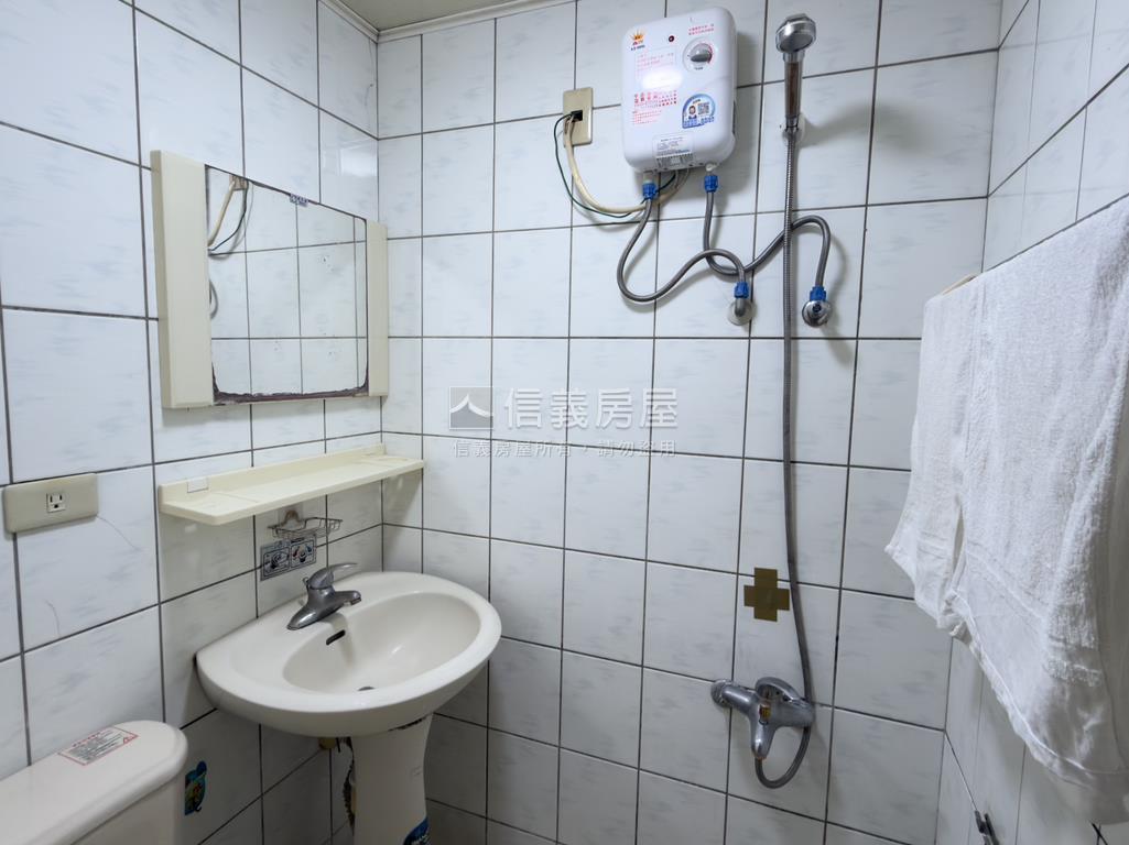 黎明春秋一套房房屋室內格局與周邊環境
