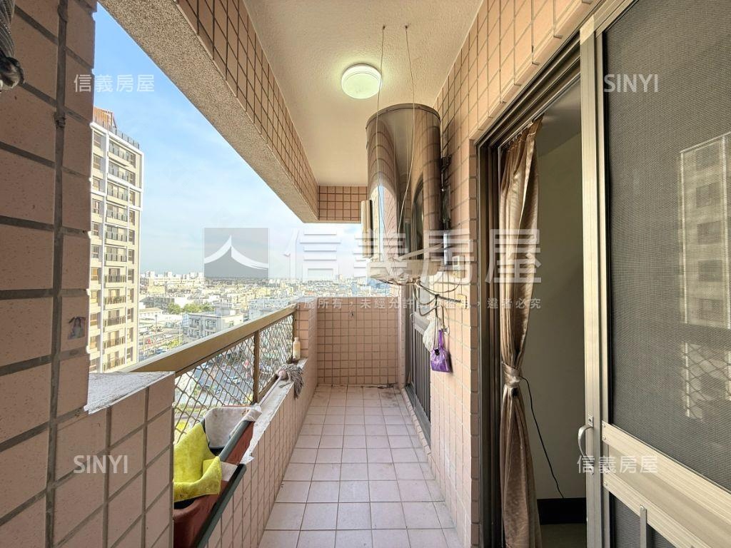 永大商圈輕裝潢２房車位房屋室內格局與周邊環境