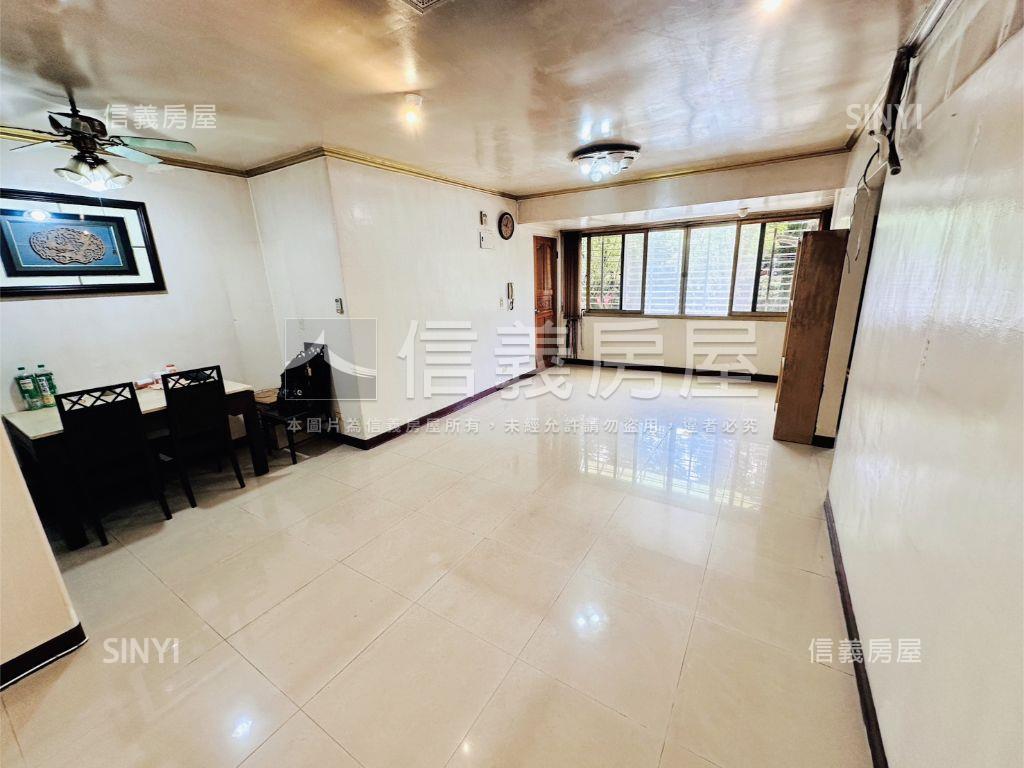 面公園清幽三房稀有二樓房屋室內格局與周邊環境