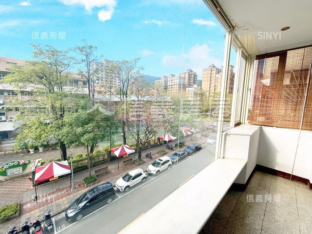 芝山國小綠景三房房屋室內格局與周邊環境