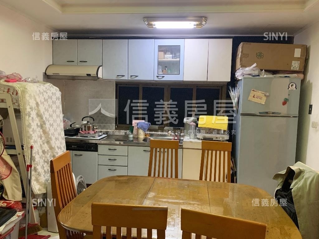 光華邊間彈性利用一樓房屋室內格局與周邊環境