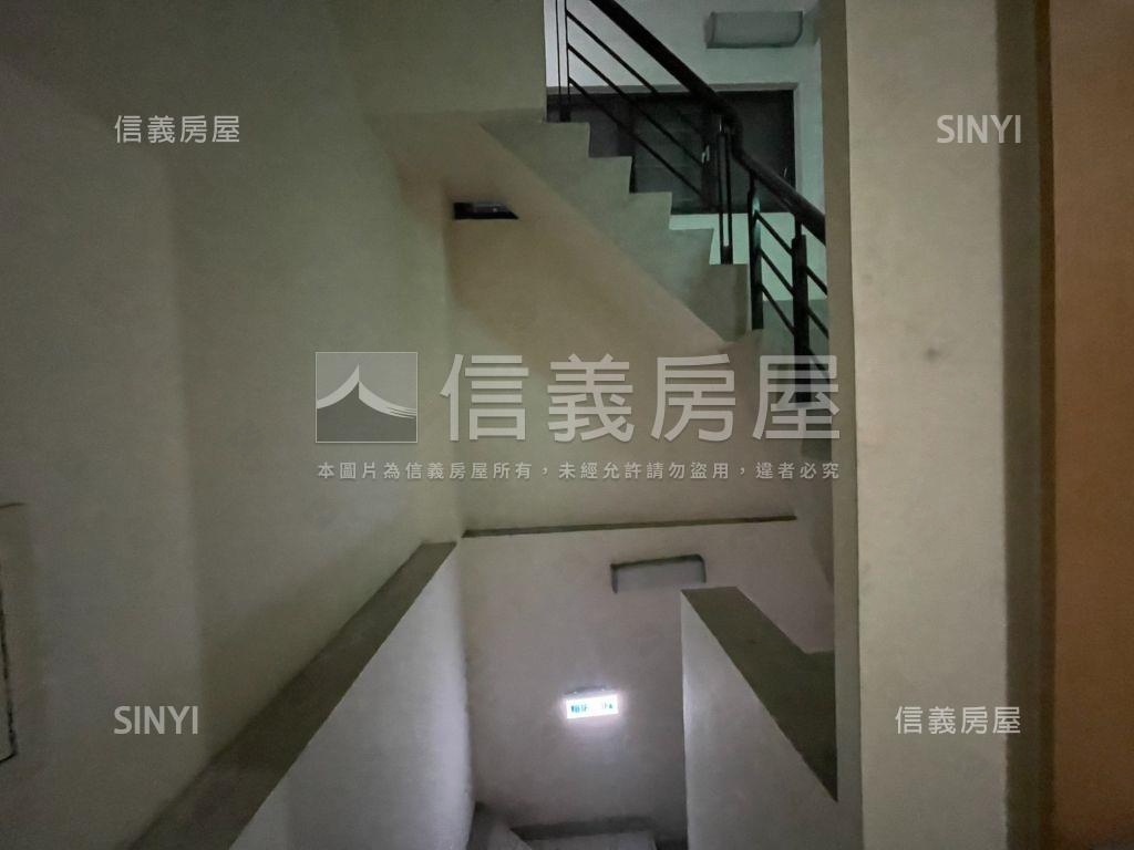 林森北金店面門面氣派房屋室內格局與周邊環境