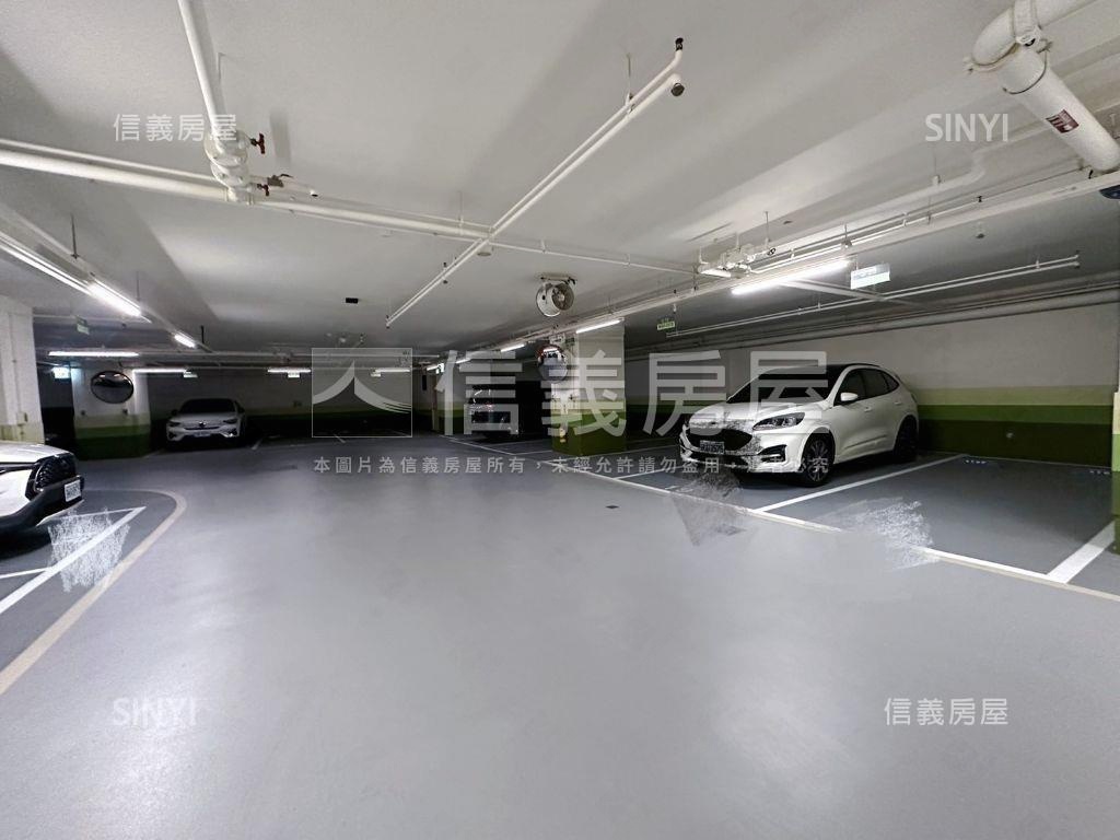 冠德天驕溫馨三房車位房屋室內格局與周邊環境